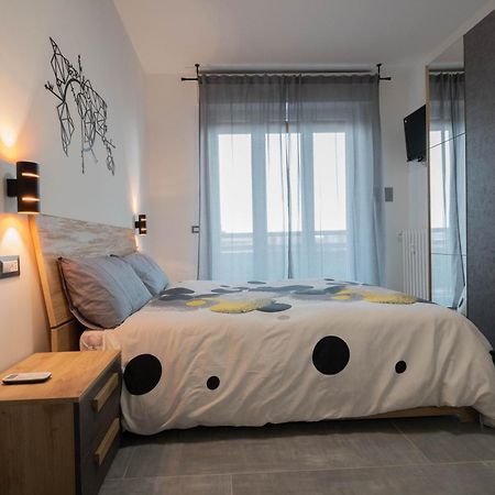 Apartment L&M, Rhomilanofiera 볼라테 외부 사진