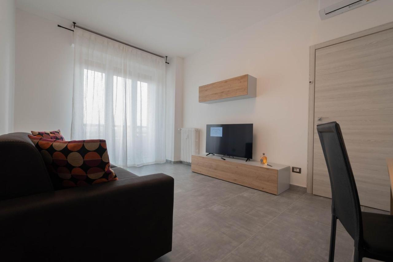 Apartment L&M, Rhomilanofiera 볼라테 외부 사진
