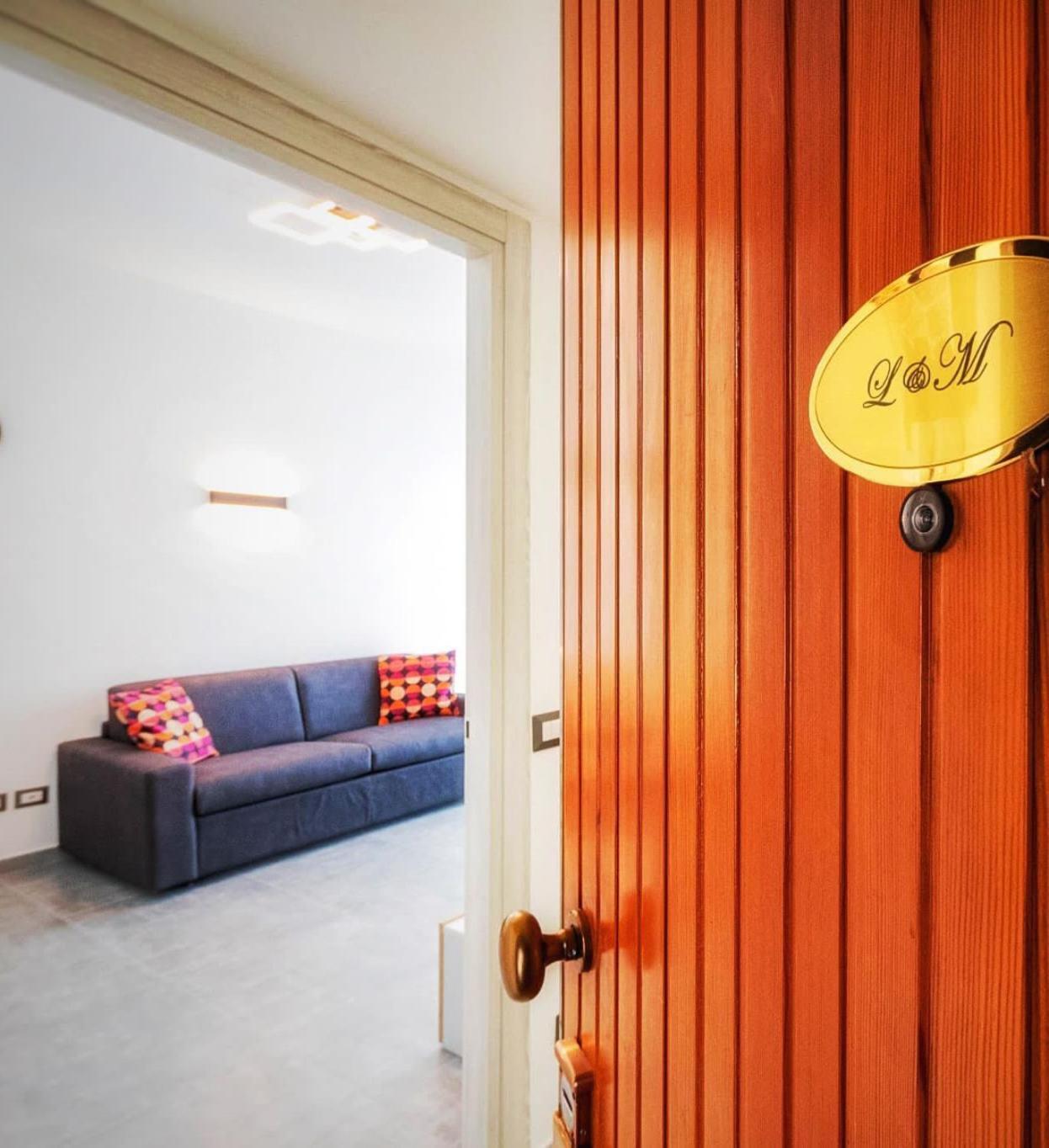 Apartment L&M, Rhomilanofiera 볼라테 외부 사진